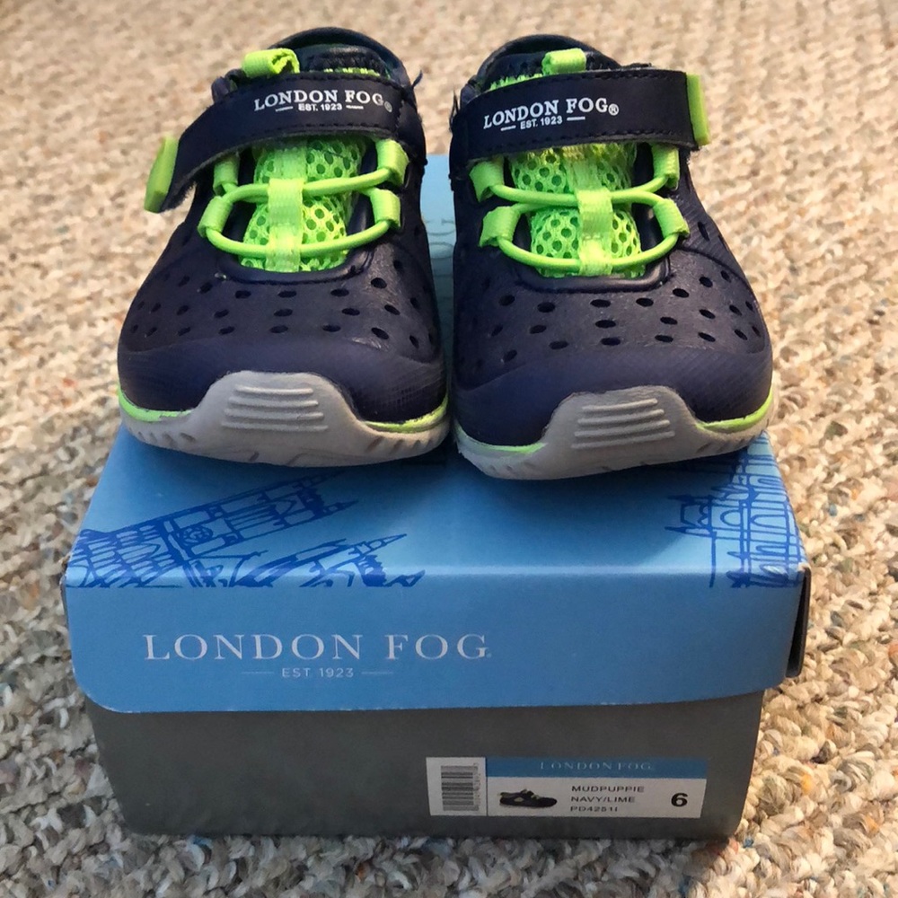 Baby shoes